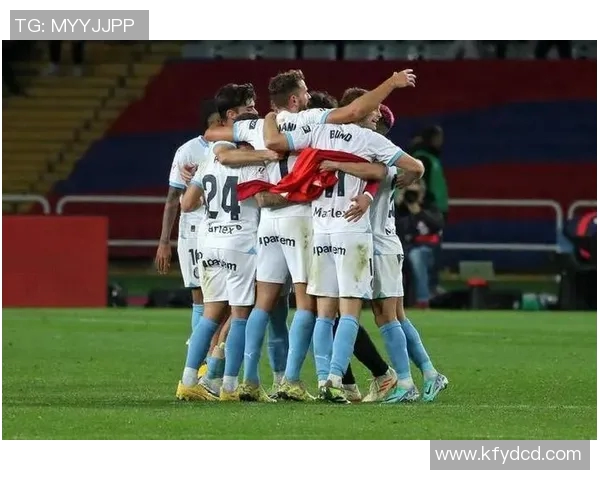 塞尔维亚与赫罗纳的精彩对决揭示了足球战术的无限可能性